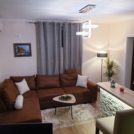 Apartmani Stari Grad Cacak Ngoại thất bức ảnh